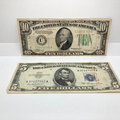 LOT 300: Vintage Paper U.S. Currency - Silver Certificates and More