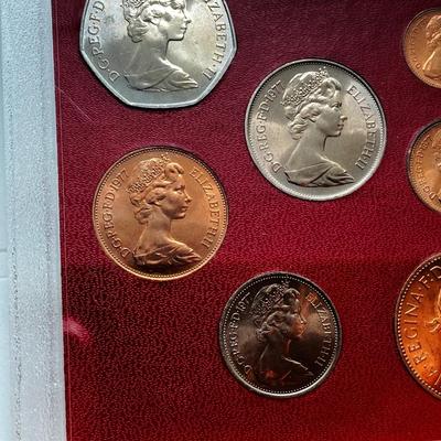 LOT 301: Three Great Britain 1967 Complete Decimal Issue and Last L.s.d. Type Coin Collectible Sets
