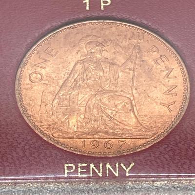 LOT 301: Three Great Britain 1967 Complete Decimal Issue and Last L.s.d. Type Coin Collectible Sets