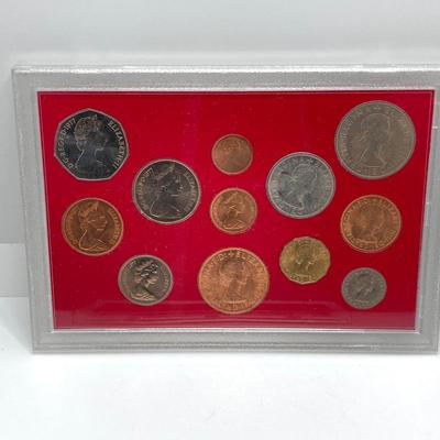 LOT 301: Three Great Britain 1967 Complete Decimal Issue and Last L.s.d. Type Coin Collectible Sets