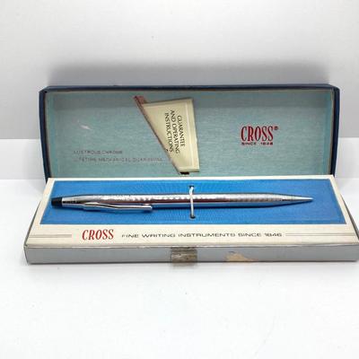LOT 320: Vintage Pen and Pencil Collection - Cross, Parker, Sheaffer and Quill
