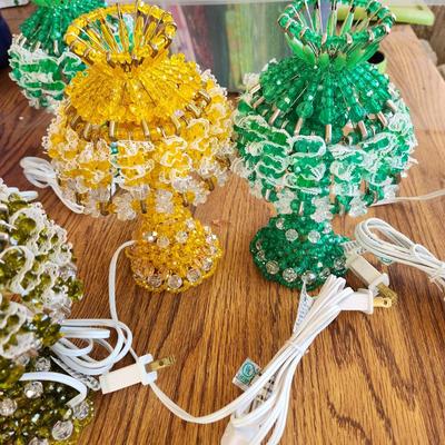 6 Crafter Handmade Decorative Bead Lamps