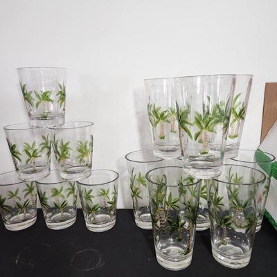 16 Palm Tree Acrylic Plastic Drinking Glasses Stackable Tumblers Highballs