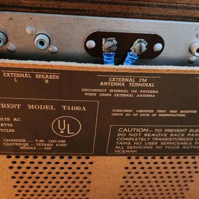 Tonecrest Record Player AM/FM Radio Console Model T4400A