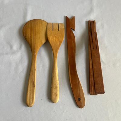 Wooden Kitchen Utensils & More (K-MG)