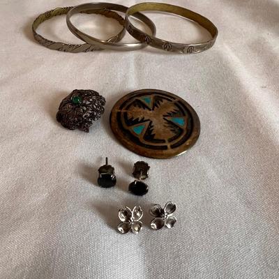 Stuart Nye Sterling Dogwood Earrings & More (K-RG)