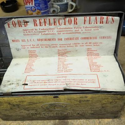 Vintage Ford Reflector Flares
