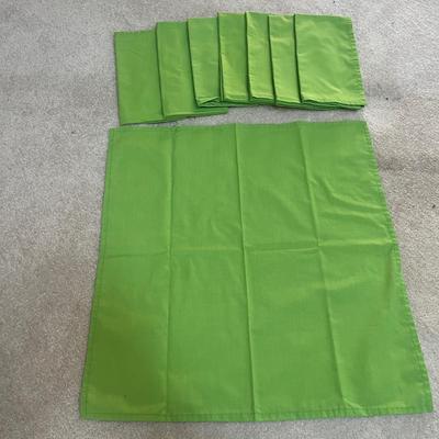 Tablecloths, Linens & More (LR-MG)