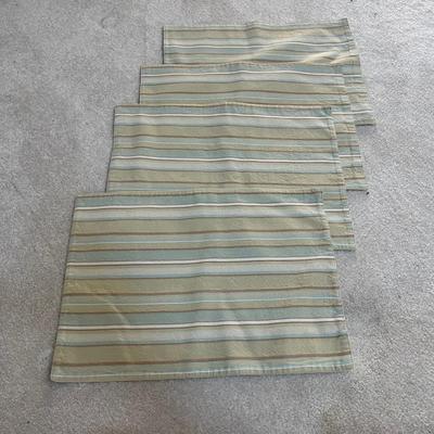 Tablecloths, Linens & More (LR-MG)