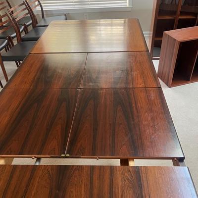 MCM Swedish Rosewood Dining Room Table & Six Chairs (DR-MG)