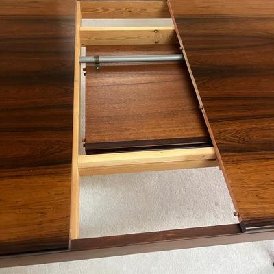 MCM Swedish Rosewood Dining Room Table & Six Chairs (DR-MG)