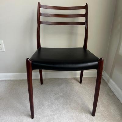 MCM Swedish Rosewood Dining Room Table & Six Chairs (DR-MG)