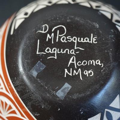 ACOMA Pasquale Laguna New Mexico -Sgraffito Pottery Beaver, Humming BIrd and Bear 6 1/2" pot