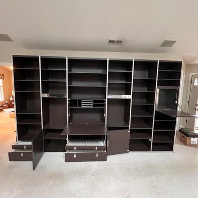 Made In Sweden - Dux Avanti Wall Unit (LR-RG)