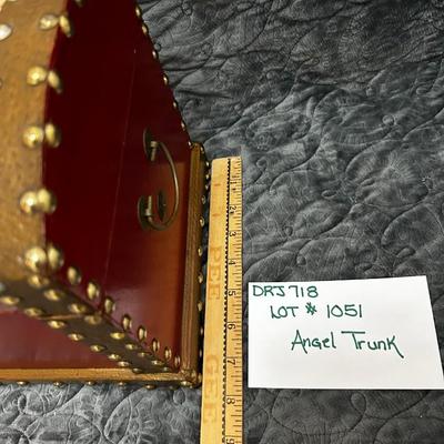 Cherub (Angel) Treasure Chest Trunk - 10"Wx9"Hx7.5"D Approx