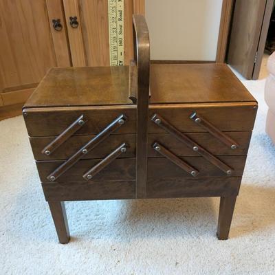 Vintage Strommen Bruk Hamar Norway Accordian Wood Sewing Chest