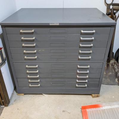 Vintage 10 Drawer Hamilton Industrial Blueprint/Maps/Artwork Filing Cabinet