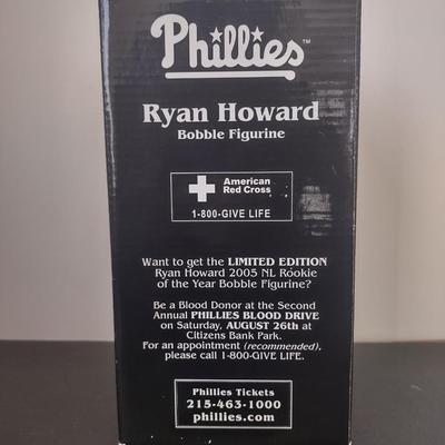 LOT 23K: MLB Philadelphia Phillies Bobble Figurines w/ Boxes: Ryan Howard