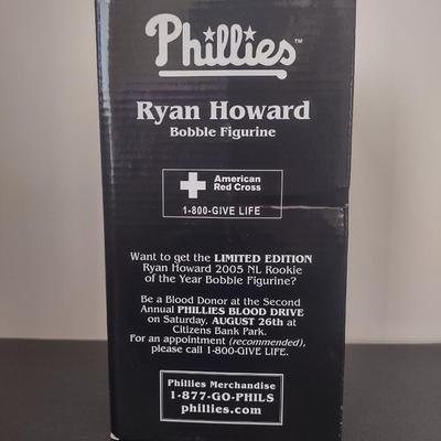 LOT 23K: MLB Philadelphia Phillies Bobble Figurines w/ Boxes: Ryan Howard