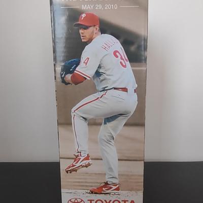 LOT 24K: MLB Philadelphia Phillies Roy Halladay Bobble Figurines in Boxes
