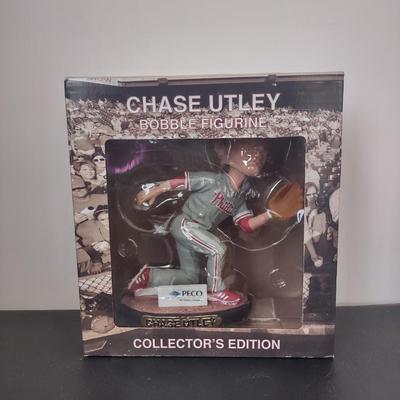 LOT 25K: MLB Philadelphia Phillies Chase Utley Bobble Figurines in Boxes
