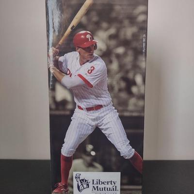 LOT 26K: MLB Philadelphia Phillies Bobble Figurines in Boxes: Jamie Moyer, Hunter Pence, Brad Lidge & Larry Bowa