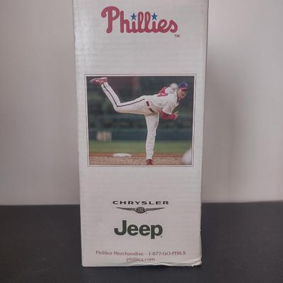 LOT 26K: MLB Philadelphia Phillies Bobble Figurines in Boxes: Jamie Moyer, Hunter Pence, Brad Lidge & Larry Bowa