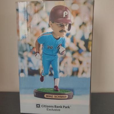 LOT 29K: MLB Philadelphia Phillies Jimmy Rollins & Mike Schmidt Collector’s Edition Bobble Figurines in Boxes