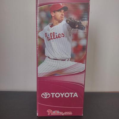 LOT 30K: MLB Philadelphia Phillies Player Bobble Figures in Boxes: Roy Oswalt & Placido Polanco