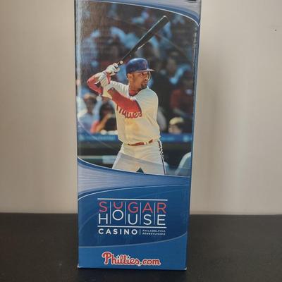 LOT 30K: MLB Philadelphia Phillies Player Bobble Figures in Boxes: Roy Oswalt & Placido Polanco