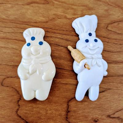 LOT 45K: Vintage Pillsbury Doughboy Kitchen Utensil Holder, Magnets And Hanging Kitchen Towels With Coordinating Hand Crocheted Potholders