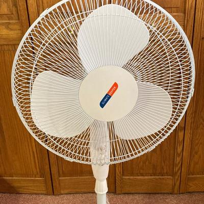 LOT 62U: Pair of Standing Portable Fans - SMC (Shell Electric) Model Sf-16 and Climate Keeper Model FS40-8JC