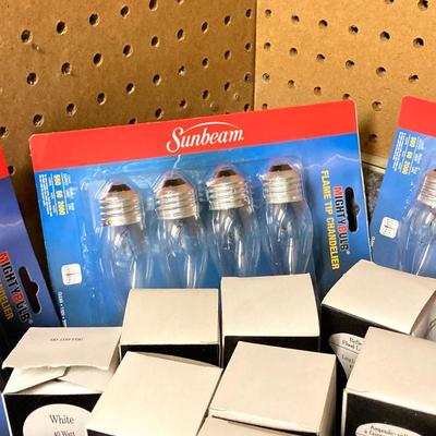LOT 64U: Large Light Bulb Collection and Light Bulb Changer Pole