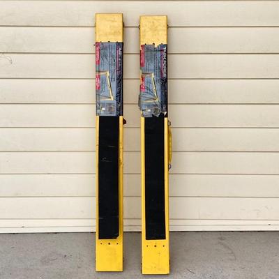 LOT 75G: Pair of Task Force Metal Heavy Duty Sawhorses