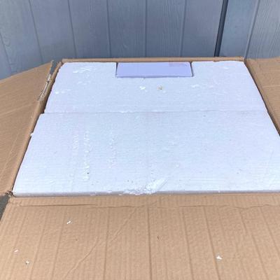LOT 77G: Ceramic 3-Bowl Floor Fountain in Original Box (NOS)