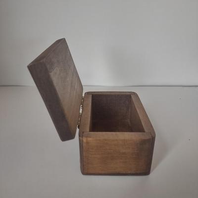 LOT 103K: Various Small Trinket Boxes