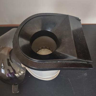 LOT 111K: Corn Popper and Blender