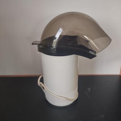 LOT 111K: Corn Popper and Blender