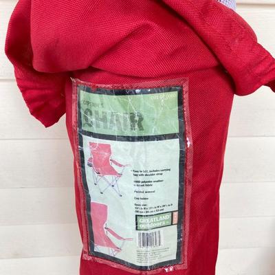 LOT 123G: Outdoor Portable Chairs with Pair of Small Coolers (Coleman and Rubbermaid)