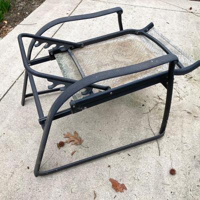 LOT 125Y: Patio Furniture Set - Six Folding Chairs, Small Table and Umbrella Stand