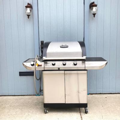 LOT 126G: Char-broil Commercial Series Outdoor Gas Grill with Accessories