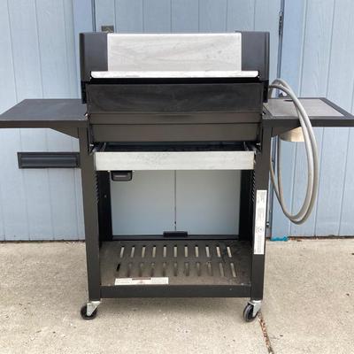 LOT 126G: Char-broil Commercial Series Outdoor Gas Grill with Accessories