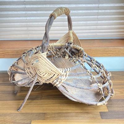 LOT 134X: Decorative Collection - Hand Crafted Wooden Basket, Coral, Driftwood and Copper Tone Handle Glass Bottle