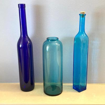 LOT 300X: Blue and Green Glass Bottle Collection