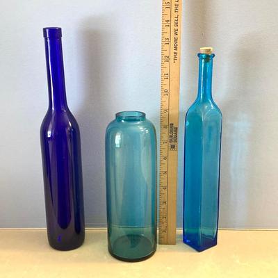 LOT 300X: Blue and Green Glass Bottle Collection