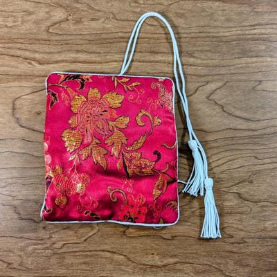 LOT 163X: Collection of Wallets: Bloomingdale's Italian Leather, Fossil, Vera Bradley And More