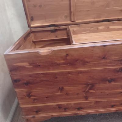 LOT 164: Wooden Chest w/ Rolling Inner Shelf (W-47.5 in, D-20 in, H-24in)