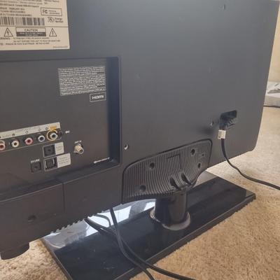 LOT 167: 27.5 in Samsung TV ( Audio Not Tested but Powers On)