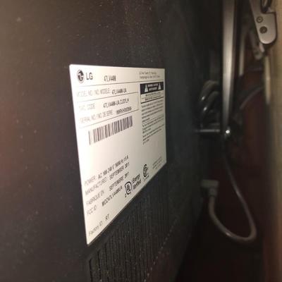 LOT:: 43.5 in LG TV (Not Tested)