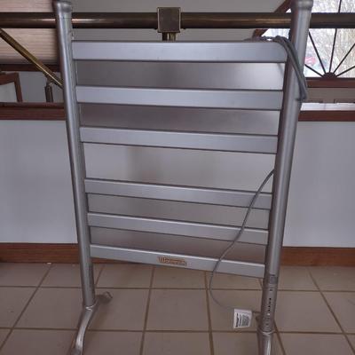 LOT 175: Warmrails Towel Warmer